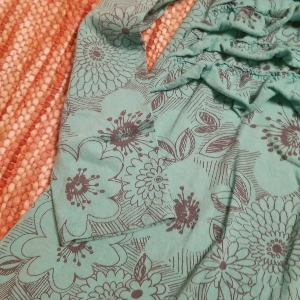 Girls 14‎ old navy batik boho ruffle dress